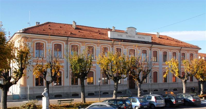 1444302364839897 scuola 20media 20lamorra