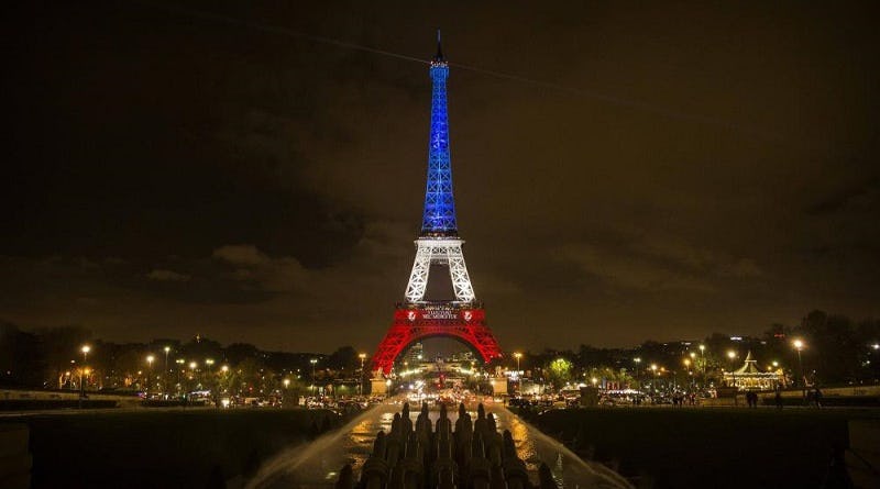 1475251998669364 parigi torre eiffel