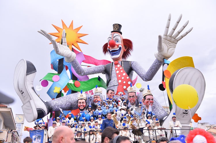 1476784630936472 carnevale1