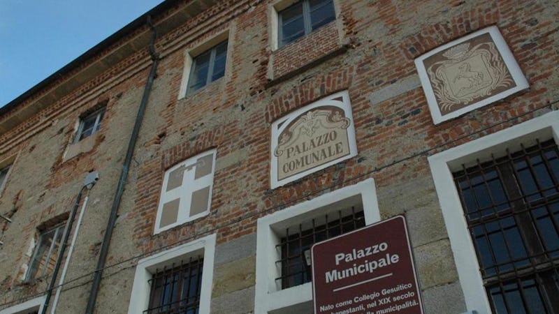 1511647994073463 municipio cumiana