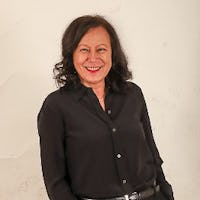 1608563822675250 cristina