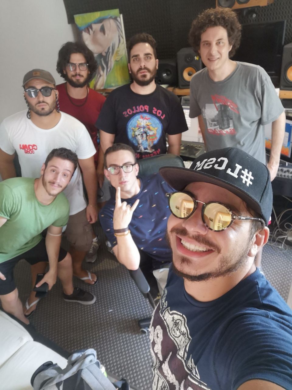 1616424620456152 photo5965225338512454893