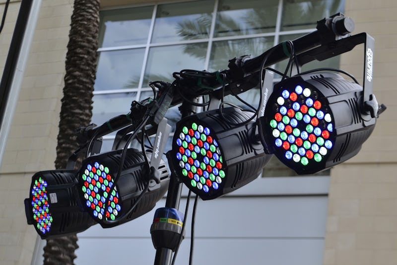 1617137457662405 stage lights 4684900 1280