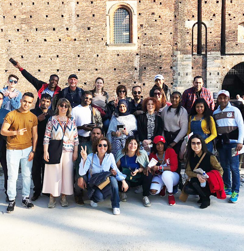 1631194882820586 turisti2