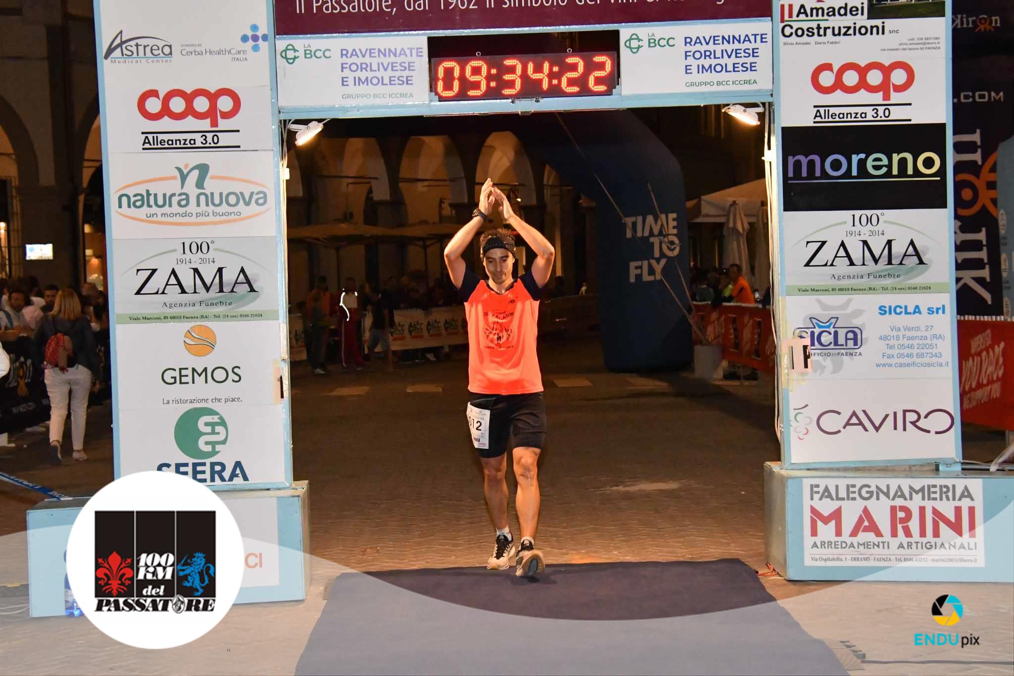 L'arrivo alla 100 km del Passatore